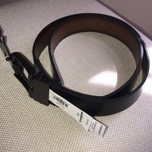express reversible belt NWT. 🏷 ⭐️